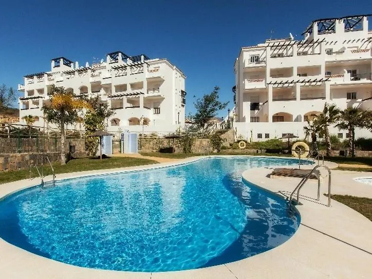 2108-Nice Apt With Pool Close From Beach And Bars Manilva Spain